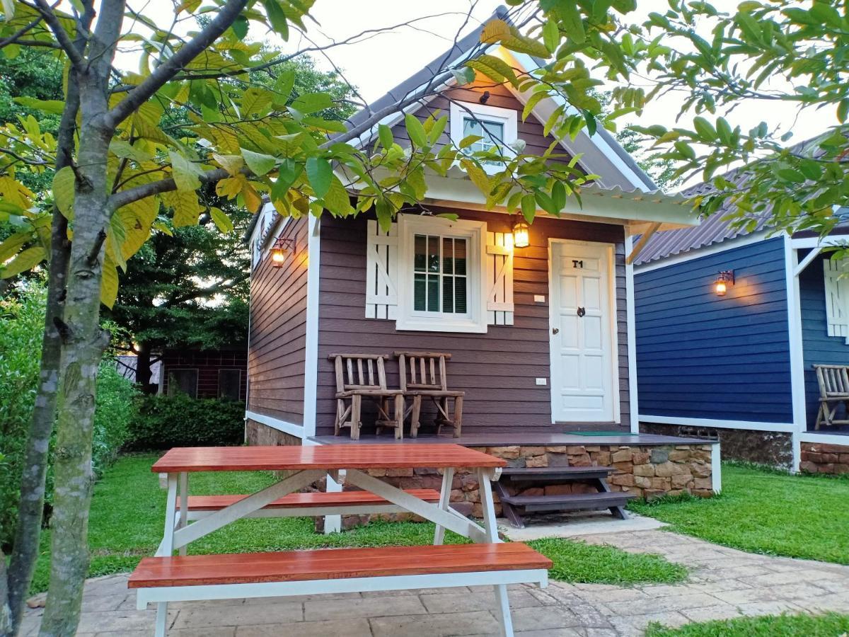 The Green Land Farm Hotel Sikhio Exterior photo